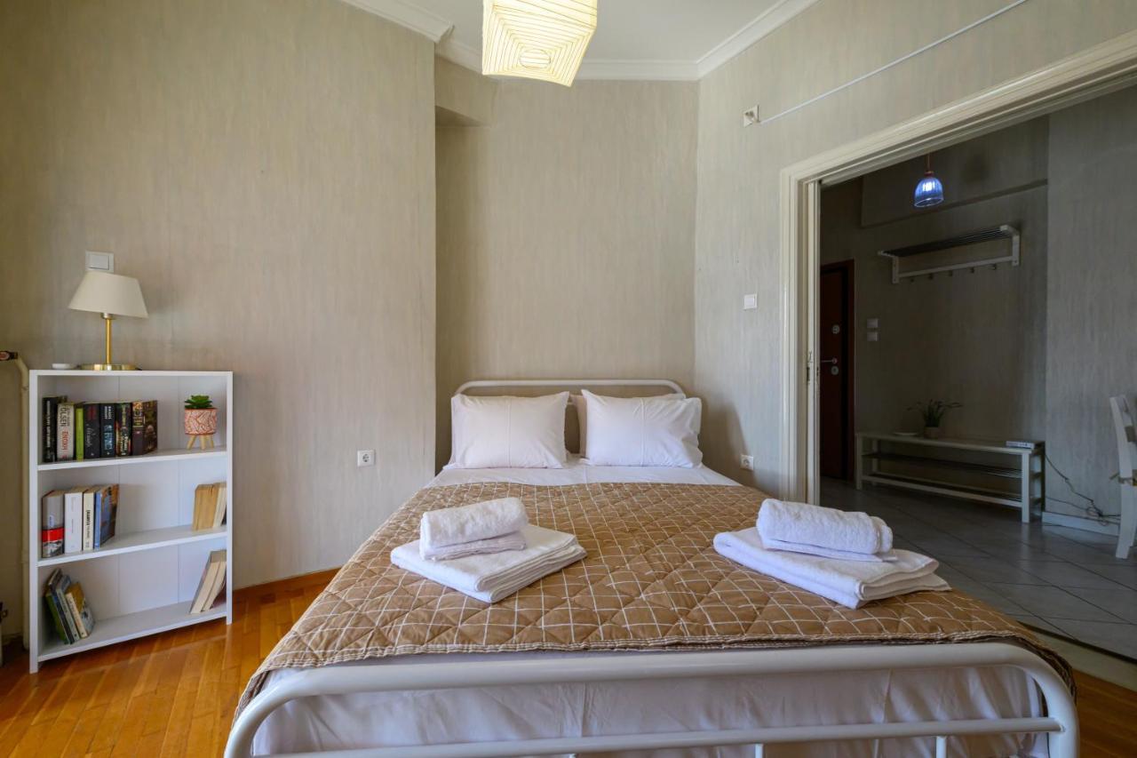 Roubini 52 Apartment Kalamata Exterior foto